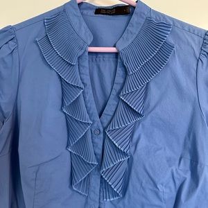 Women’s The Limited Essential Shirt with ruffle neck line. Size Large.